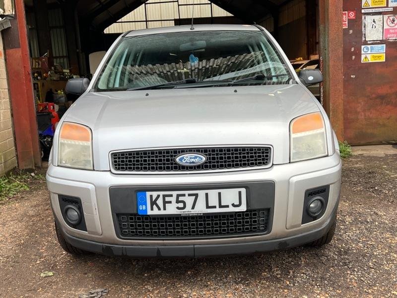 FORD FUSION