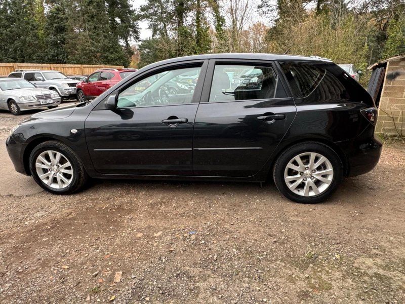 MAZDA MAZDA3