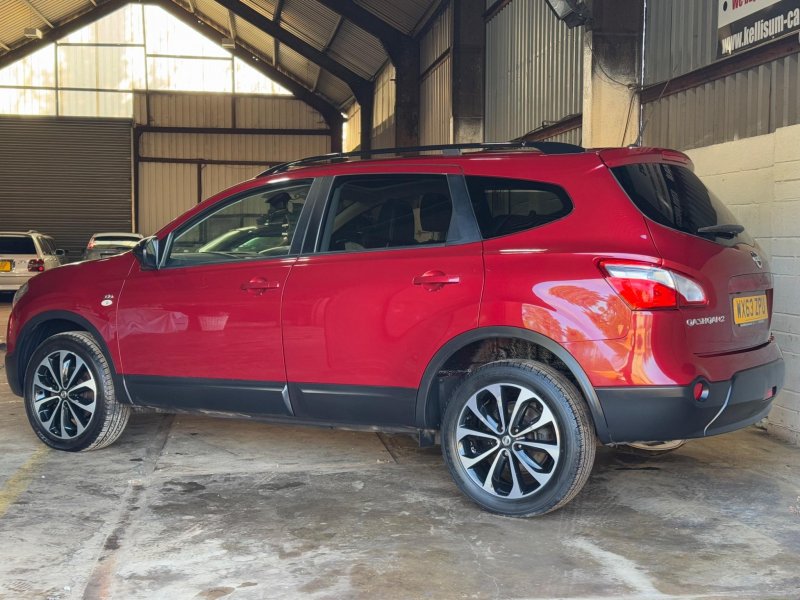 NISSAN QASHQAI+2