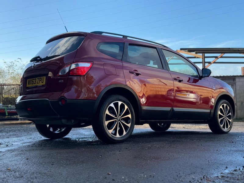 NISSAN QASHQAI+2