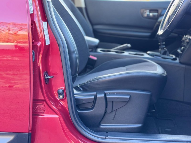NISSAN QASHQAI+2