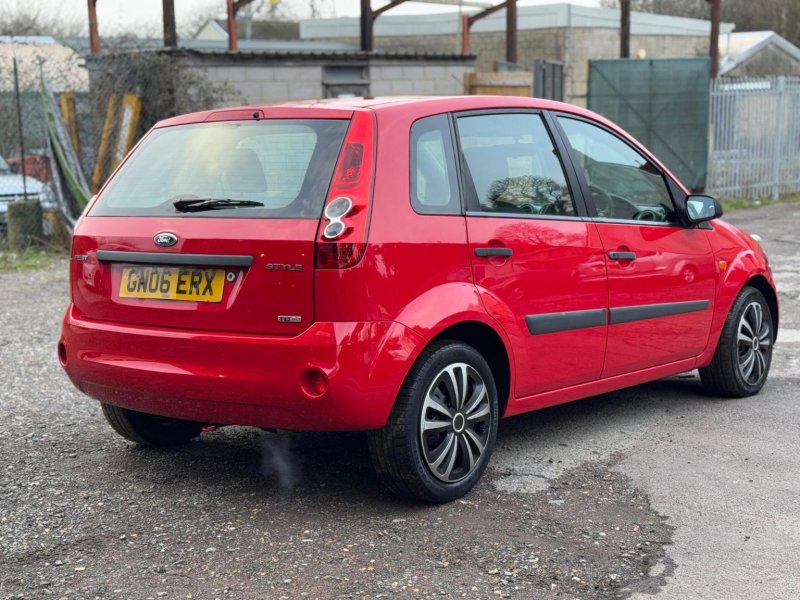FORD FIESTA