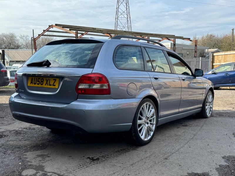 JAGUAR X-TYPE