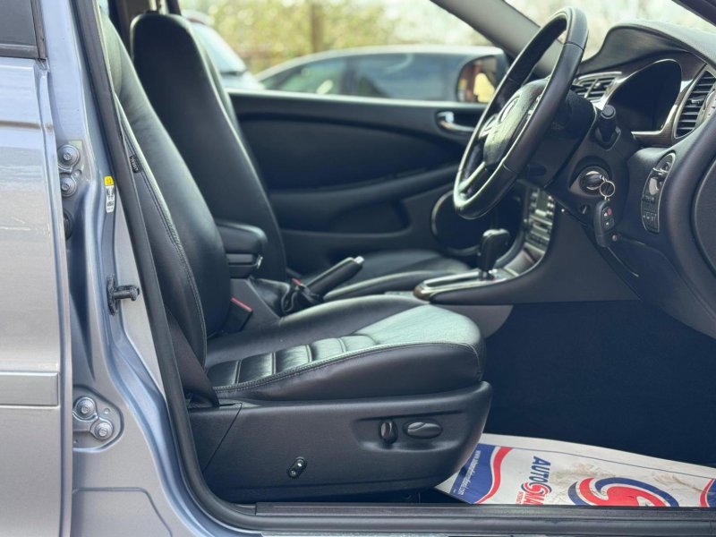 JAGUAR X-TYPE