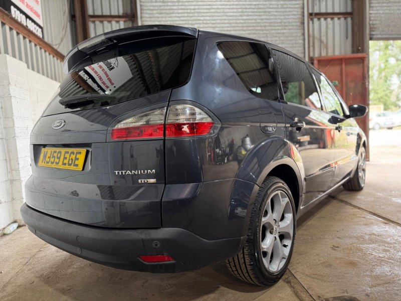 FORD S-MAX