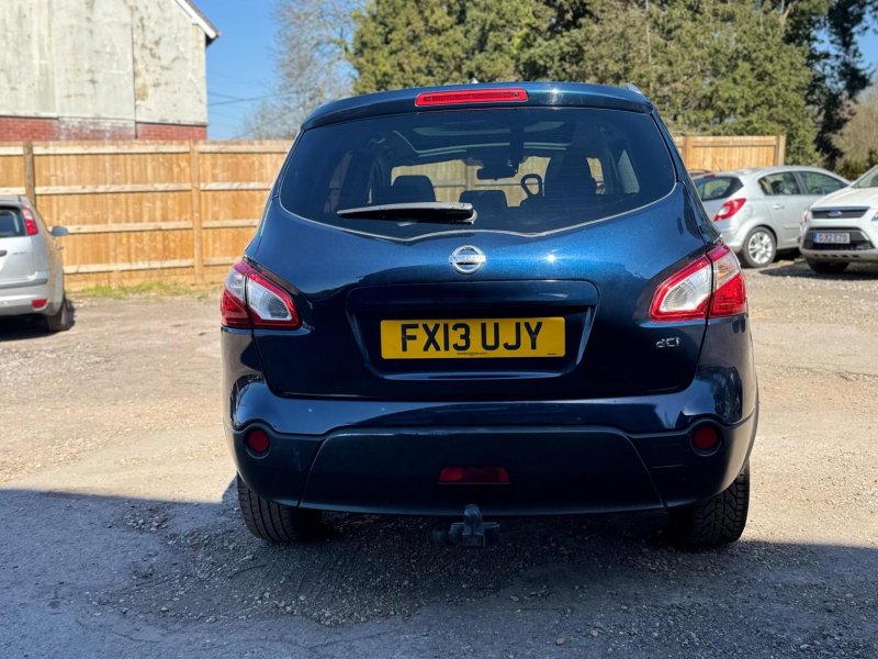 NISSAN QASHQAI+2