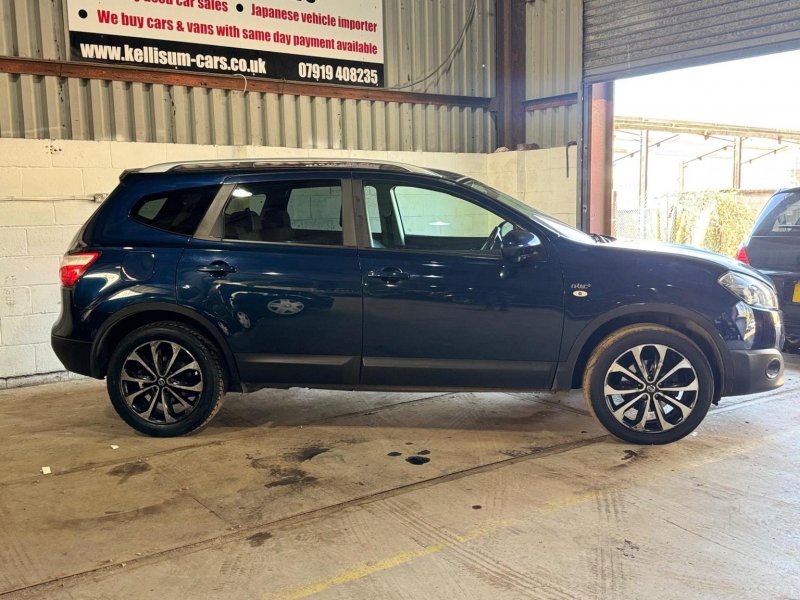 NISSAN QASHQAI+2