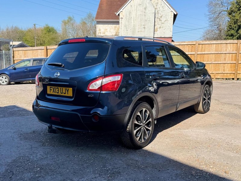 NISSAN QASHQAI+2