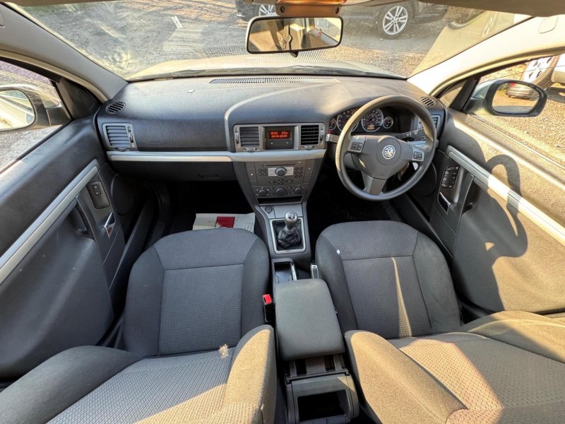 VAUXHALL VECTRA