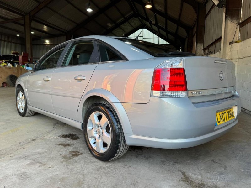 VAUXHALL VECTRA