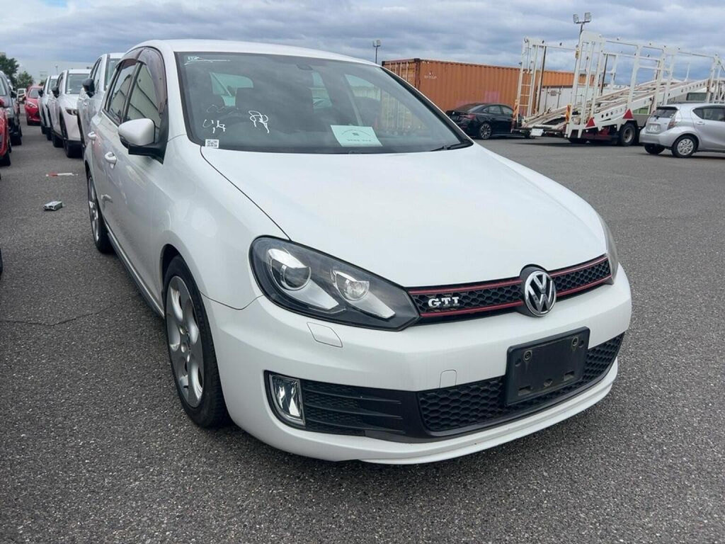 2011 Volkswagen GOLF